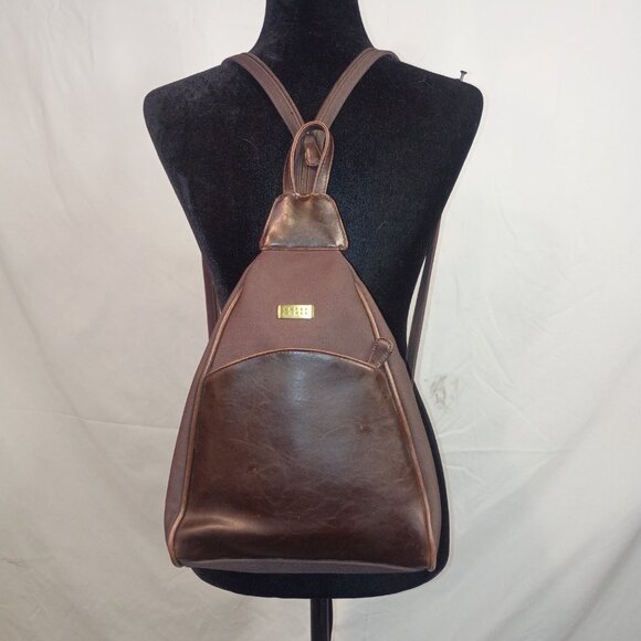 '90s CRAZY HORSE/Liz Claiborne Brown Leather & Nylon 2-Way Daypack Sling Bag - Picture 3 of 14